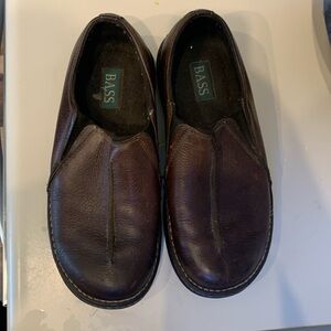 Bass 10.5 brown leather shoes
